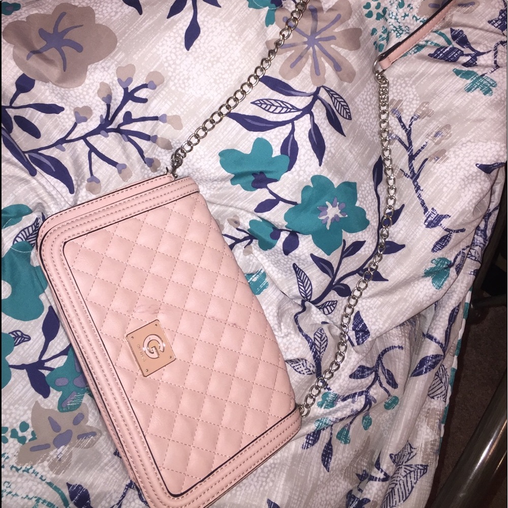 Pink Guess bag.